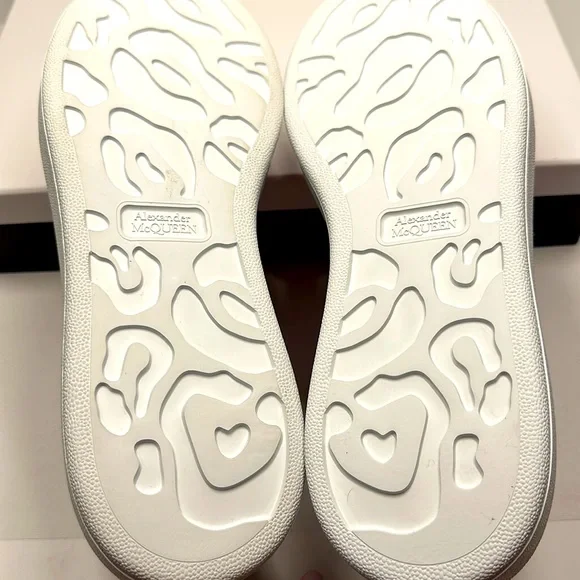 Alexander McQueen Pink Ombré Sneakers New in Box - Picture 6 of 6